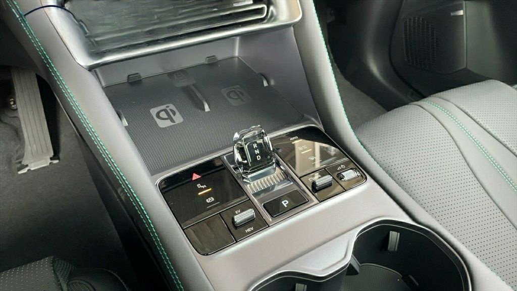 BYD Seal U DM-i PHEV Comfort schwarz, weiß, grau foto 20