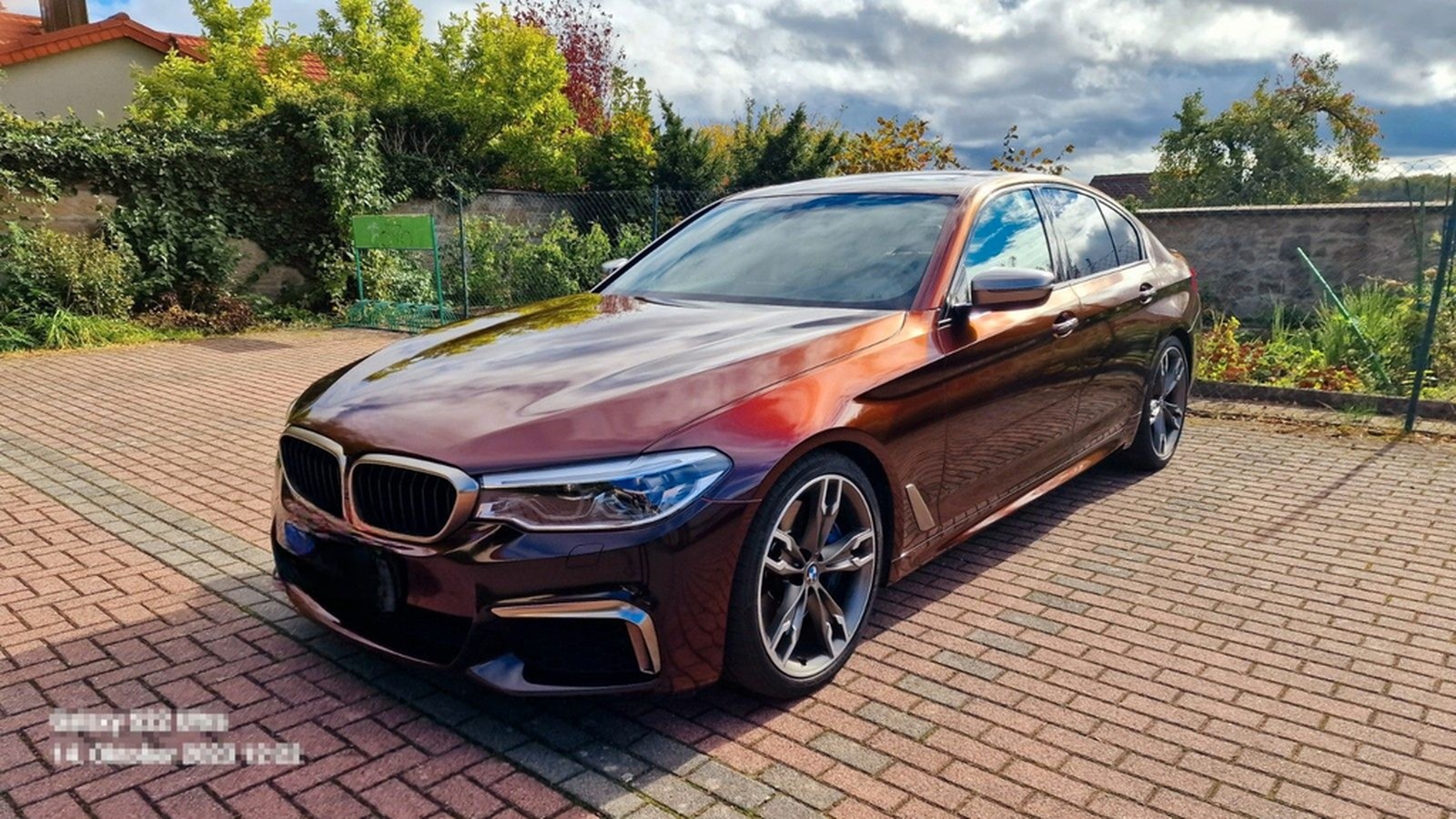 BMW M550i xDrive - Vollauss. - Stage2 - Foliert foto 2