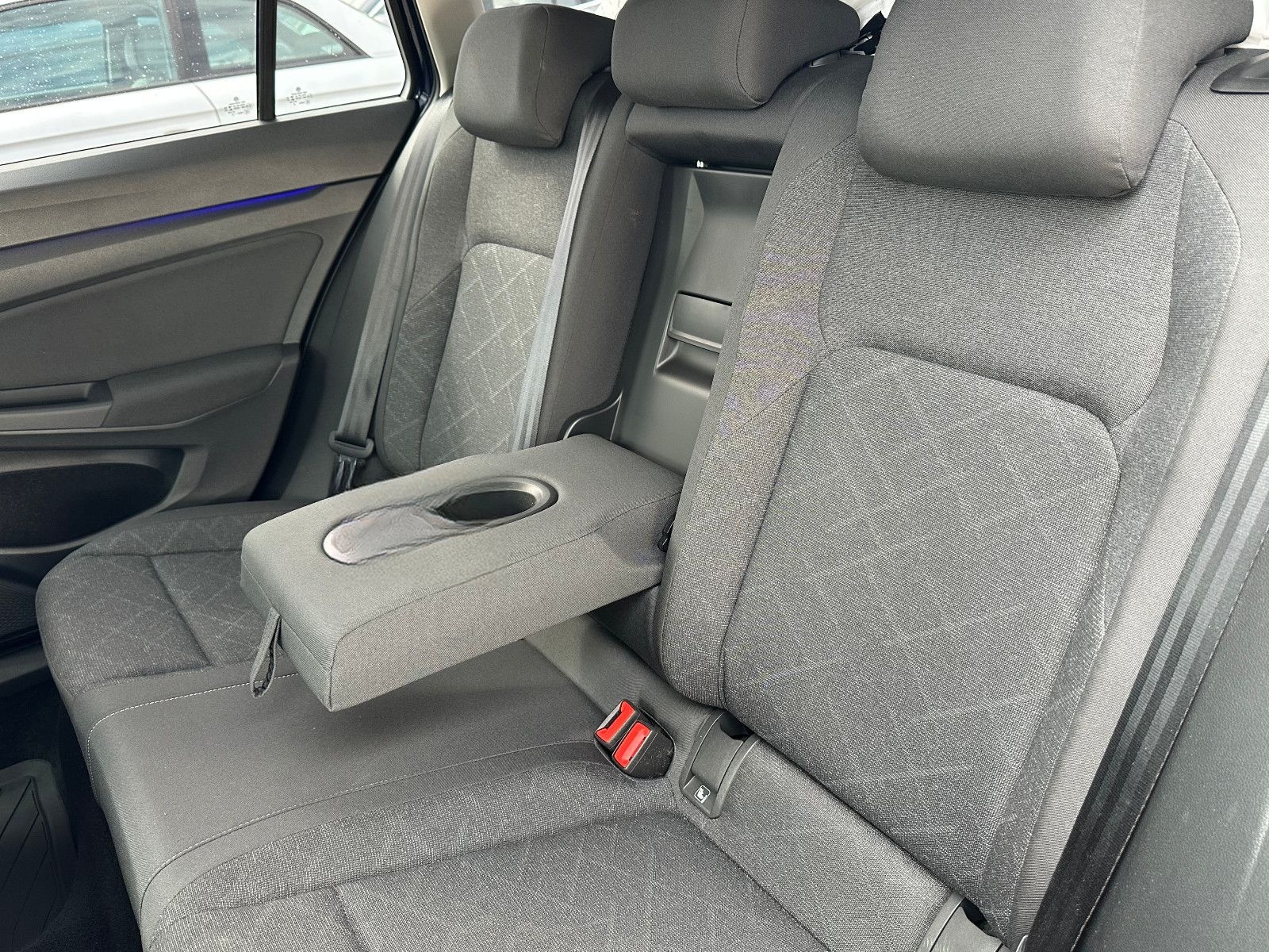 Volkswagen 2.0 Life DSG MFL SHZ RFK Navi ACC CarPlay foto 18