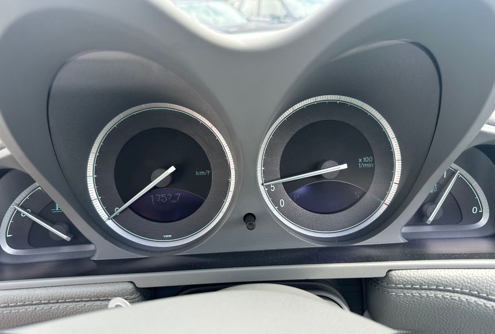 Mercedes-Benz SL 500 foto 16