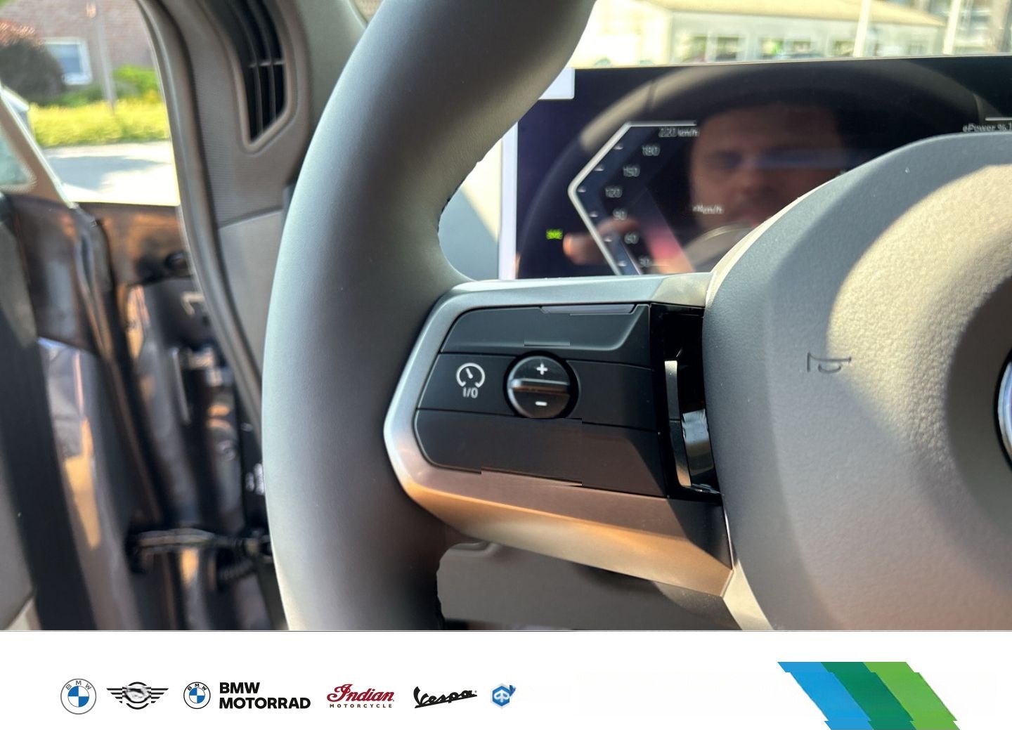 BMW iX 60 M Sport Park-Assistent Sportpaket HUD Luft foto 13