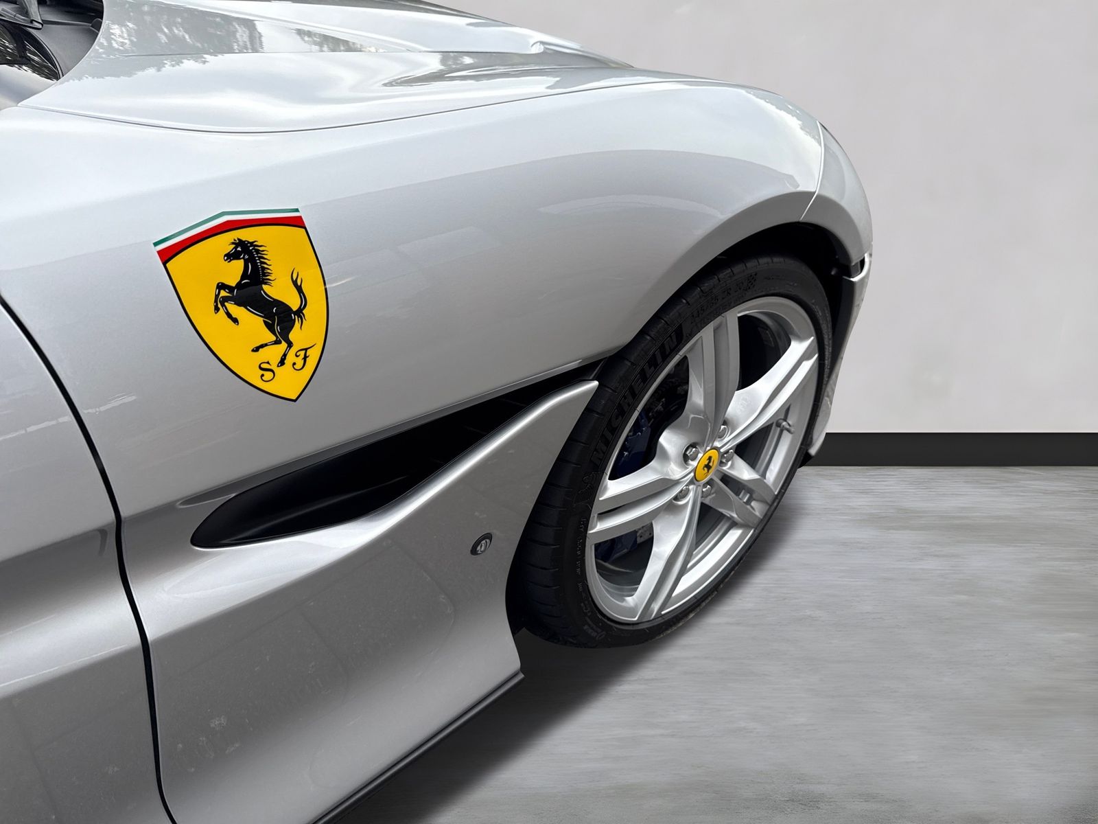 Ferrari Portofino M *Embleme*Navi*PDC*Klima*Leder* foto 11
