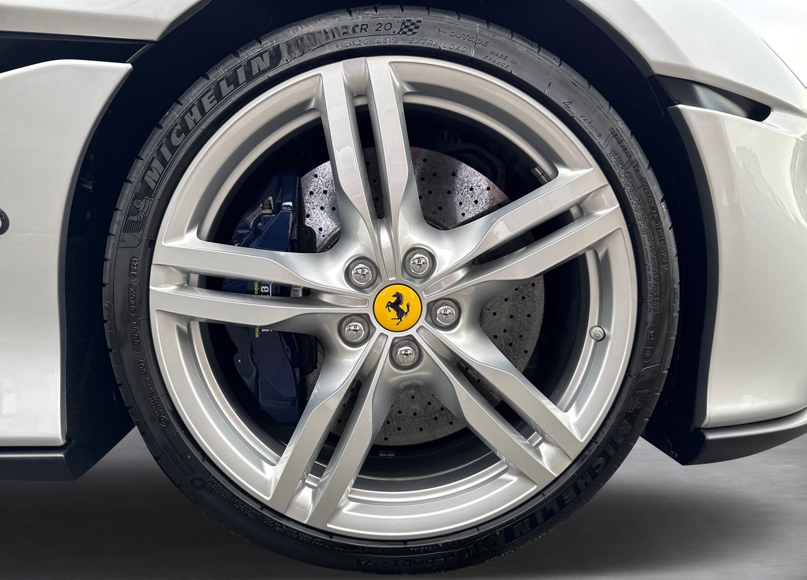 Ferrari Portofino M *Embleme*Navi*PDC*Klima*Leder* foto 12