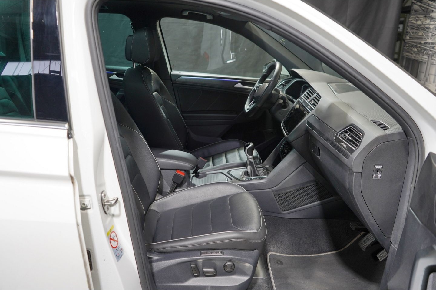 Volkswagen Tiguan R-Line 2.0 TDI Fahrschulfzg -nur Gewerbe- foto 6