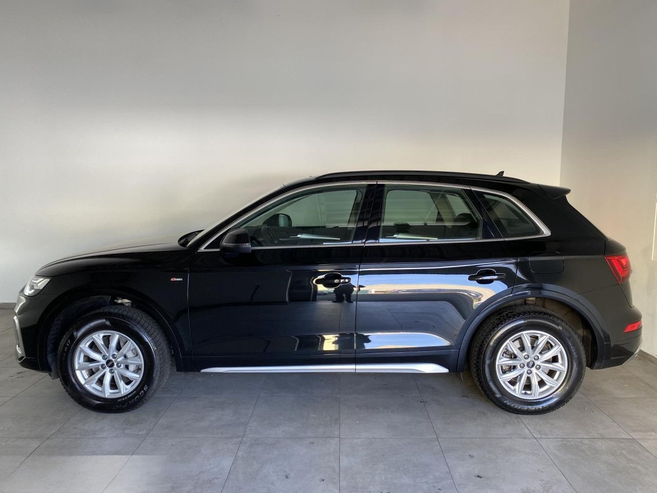 Audi Q5 50 TFSI e quattro S line NAVI KLIMA REAR VIEW foto 5