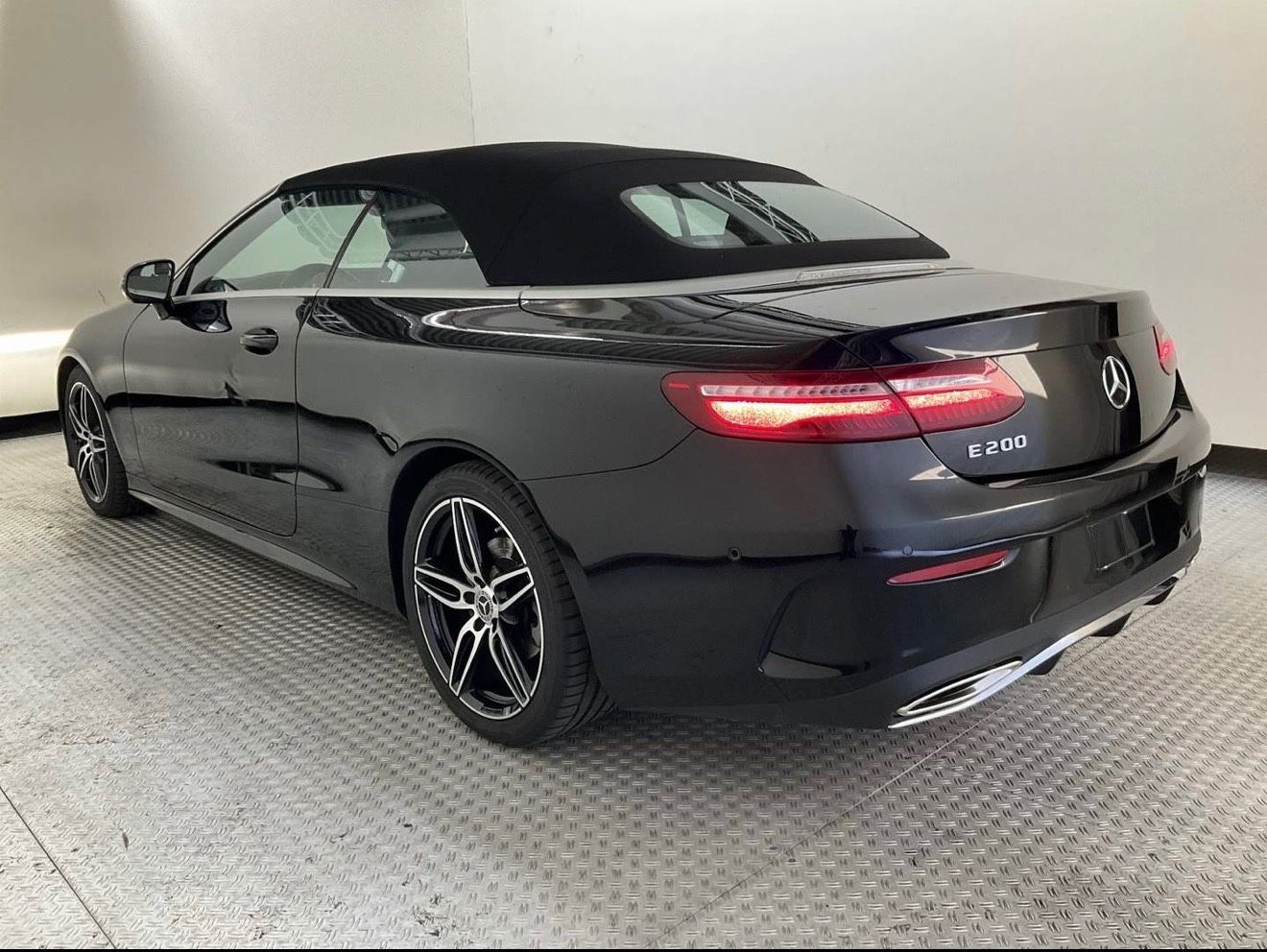 Mercedes-Benz E200 Cabrio AMG-Line *WIDESCREEN/BURMESTER/NHZ foto 15