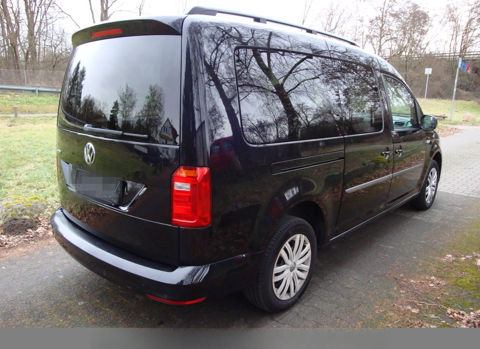 Volkswagen Caddy Maxi 1.4 TSI BMT Comfortline 7-S. - 2.Hd. foto 6