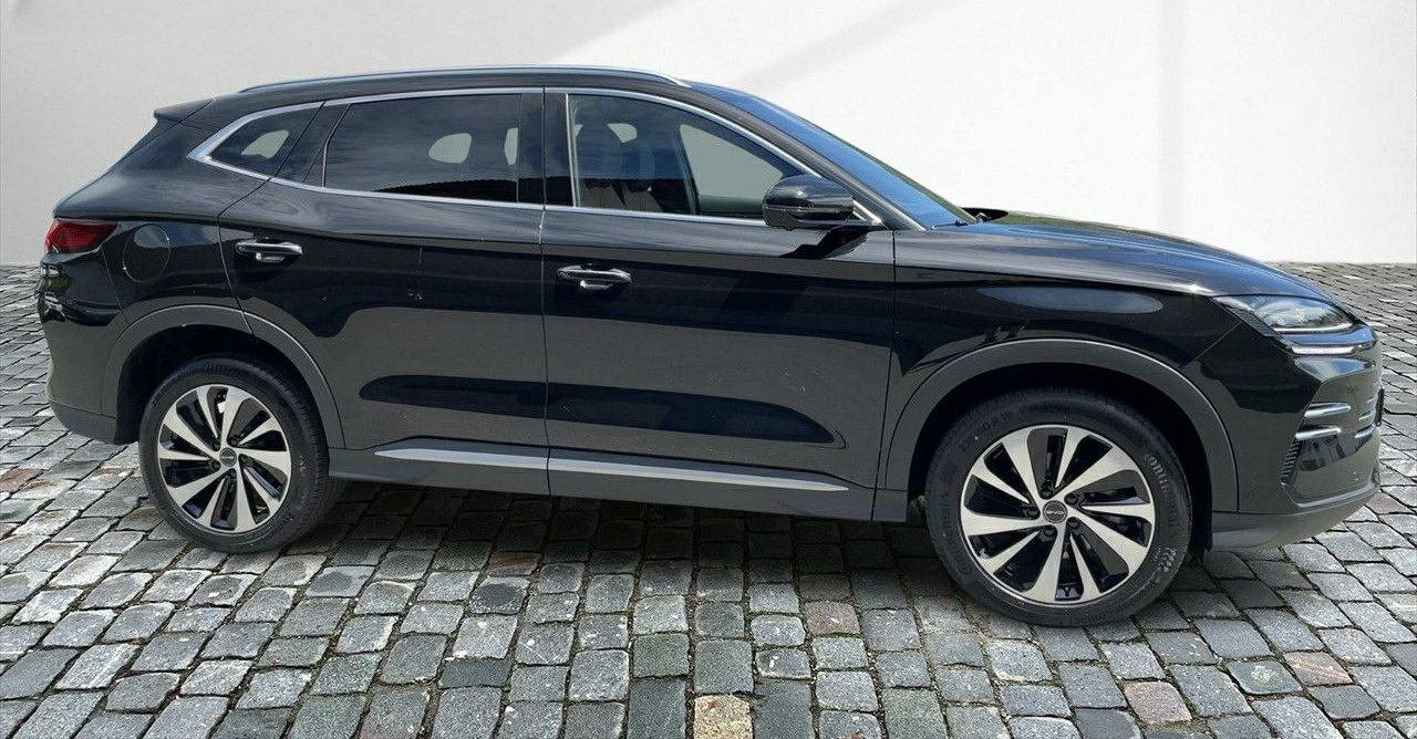 BYD Seal U DM-i PHEV Comfort schwarz, weiß, grau foto 5