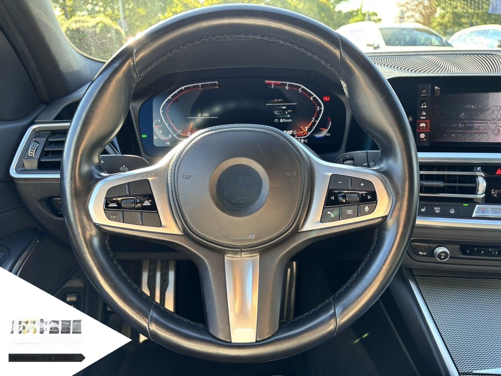 BMW 318i Touring M Sport|Shadow+Keyless+ACC+Leder foto 11