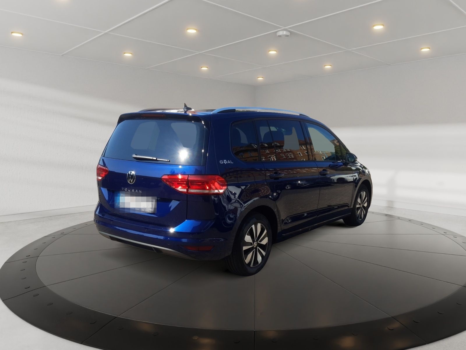 Volkswagen Touran Comfortline 1,5 TSI OPF 110 kW (150 PS) 7 foto 4