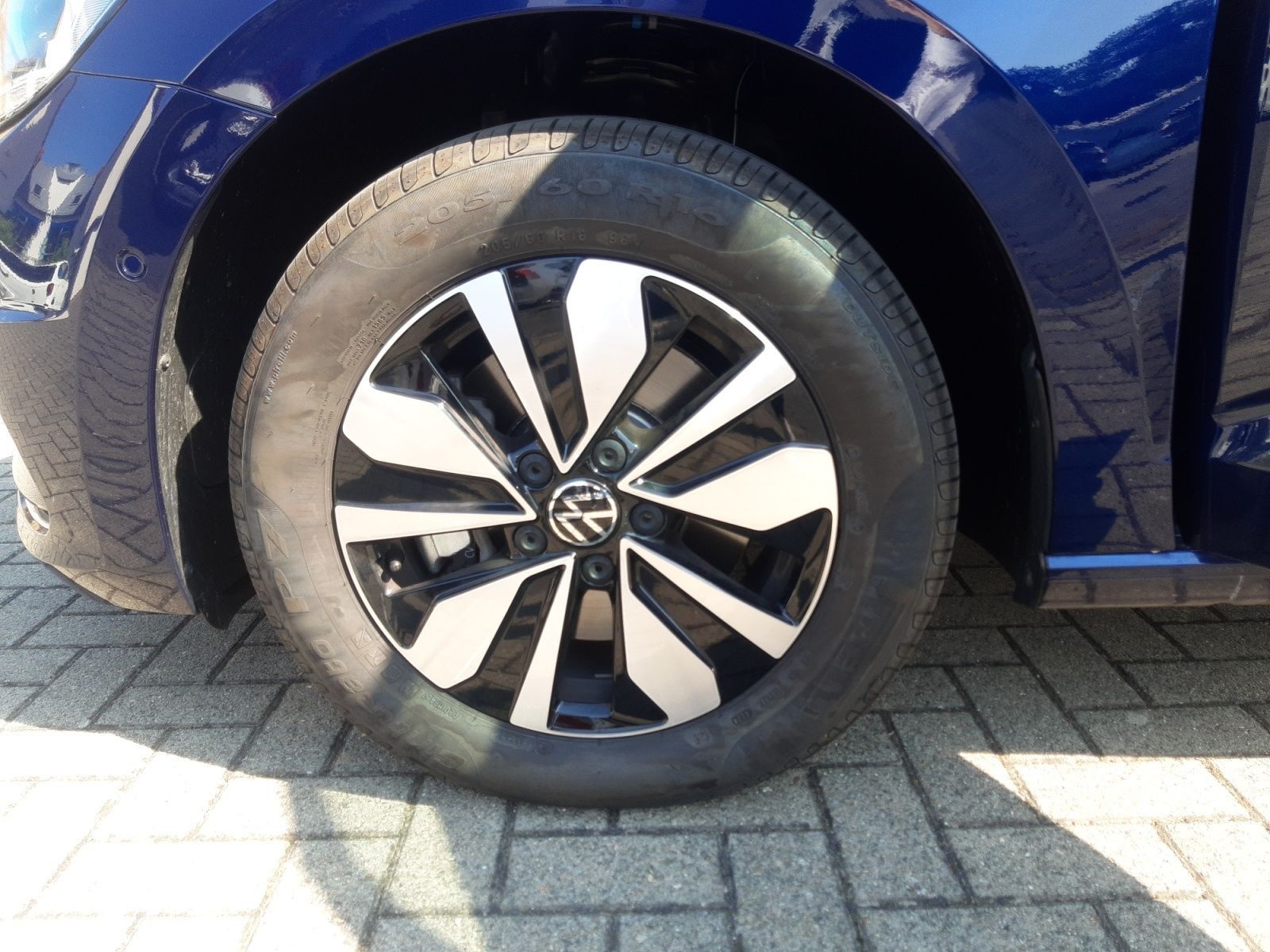 Volkswagen Touran Comfortline 1,5 TSI OPF 110 kW (150 PS) 7 foto 7