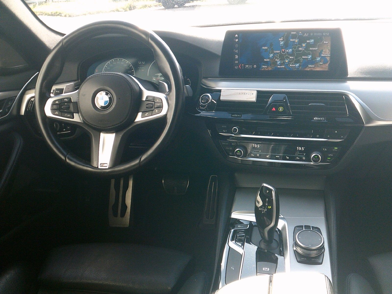 BMW 520d M Sport HUD Panorama H&K AHK Leder LED foto 7