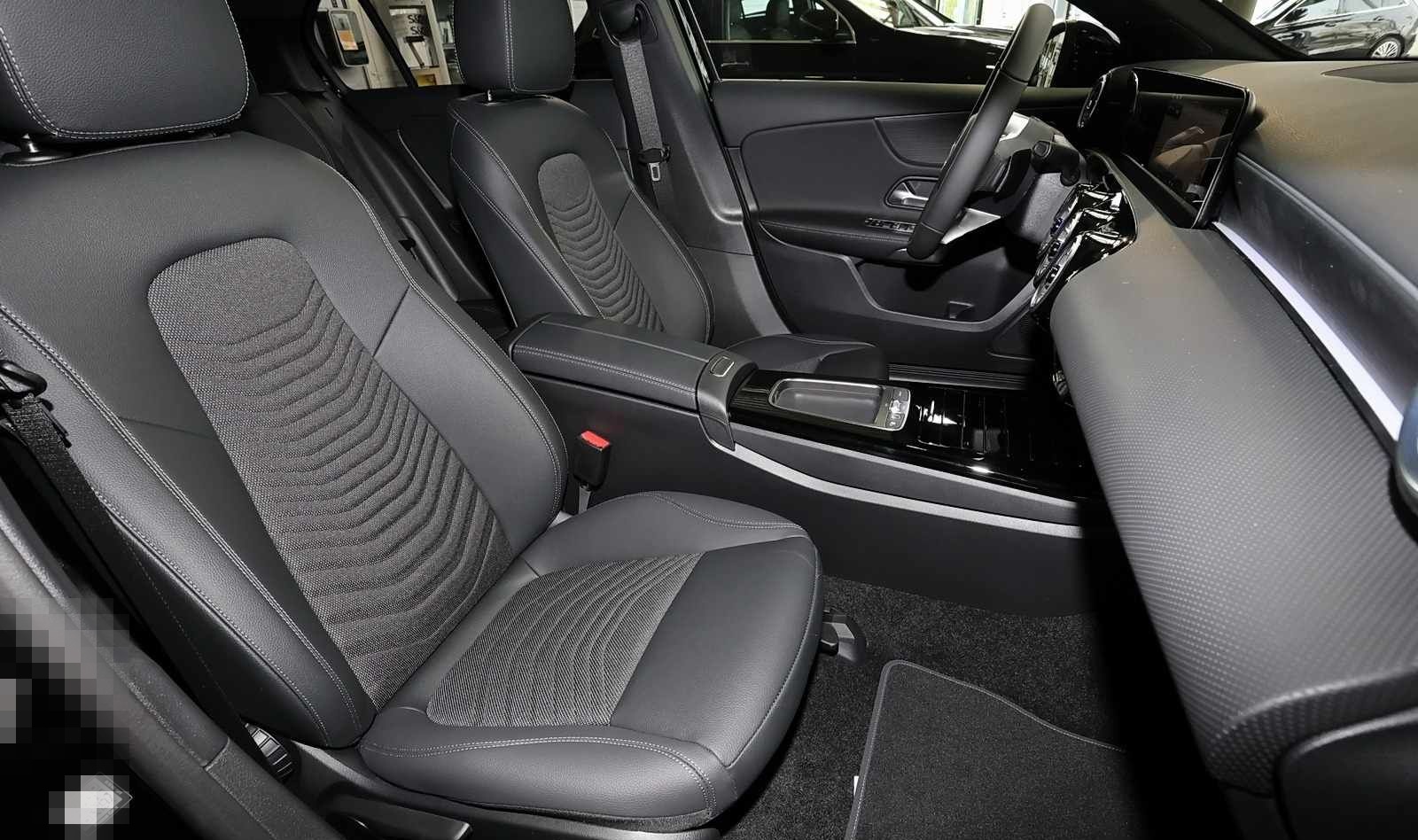 Mercedes-Benz A 200 Progressive MBUX+RüKam+M-LED+Pano+Distroni foto 4