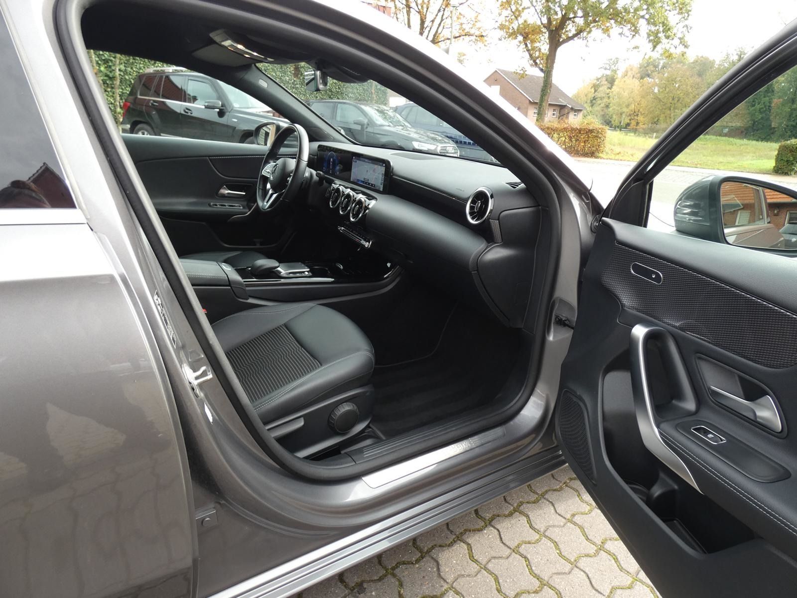 Mercedes-Benz A 200 d 8 G-DCT Progressive LED AHK RFK NAV DIST foto 11