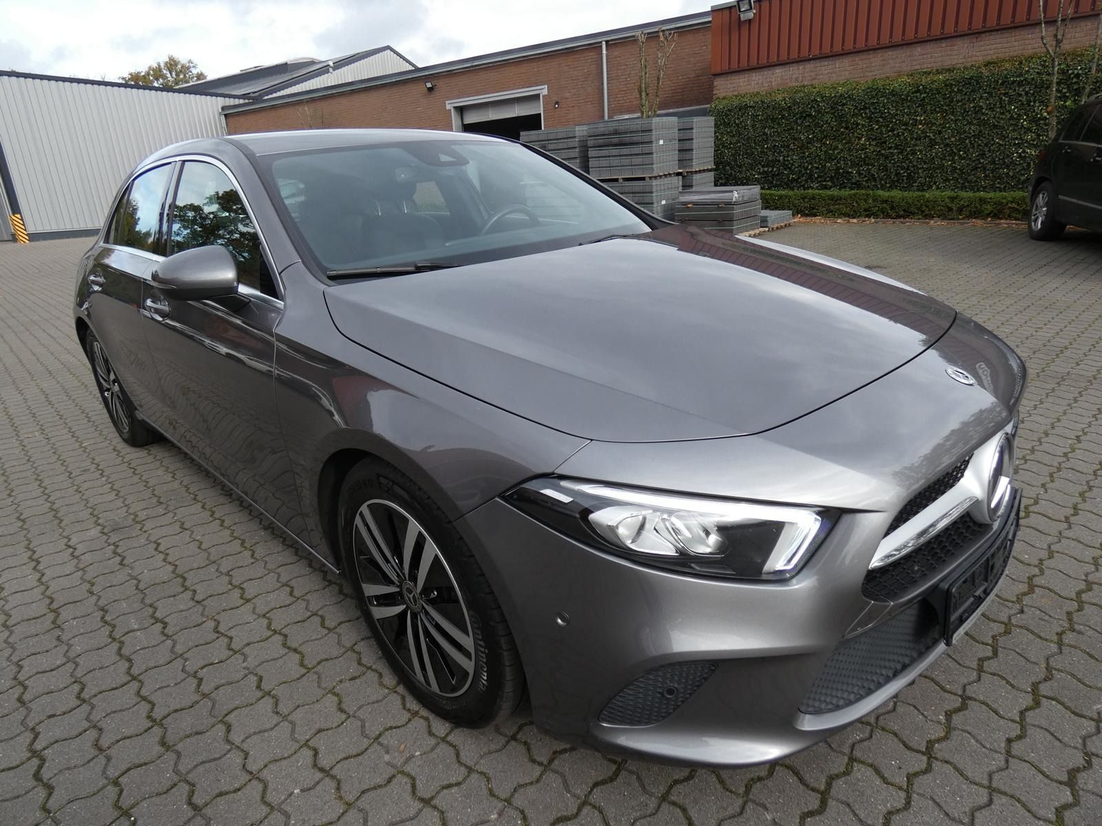 Mercedes-Benz A 200 d 8 G-DCT Progressive LED AHK RFK NAV DIST foto 13
