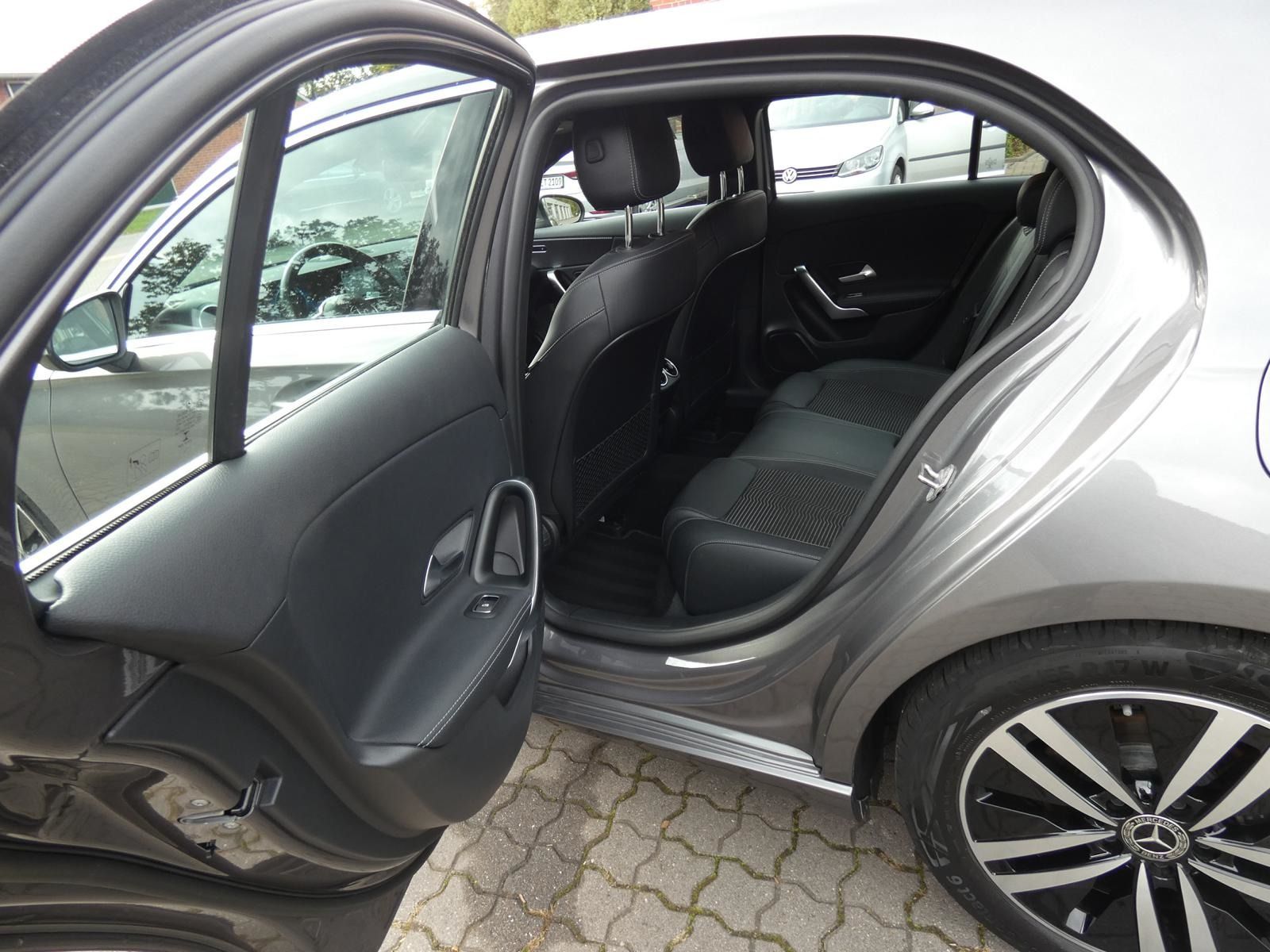 Mercedes-Benz A 200 d 8 G-DCT Progressive LED AHK RFK NAV DIST foto 4