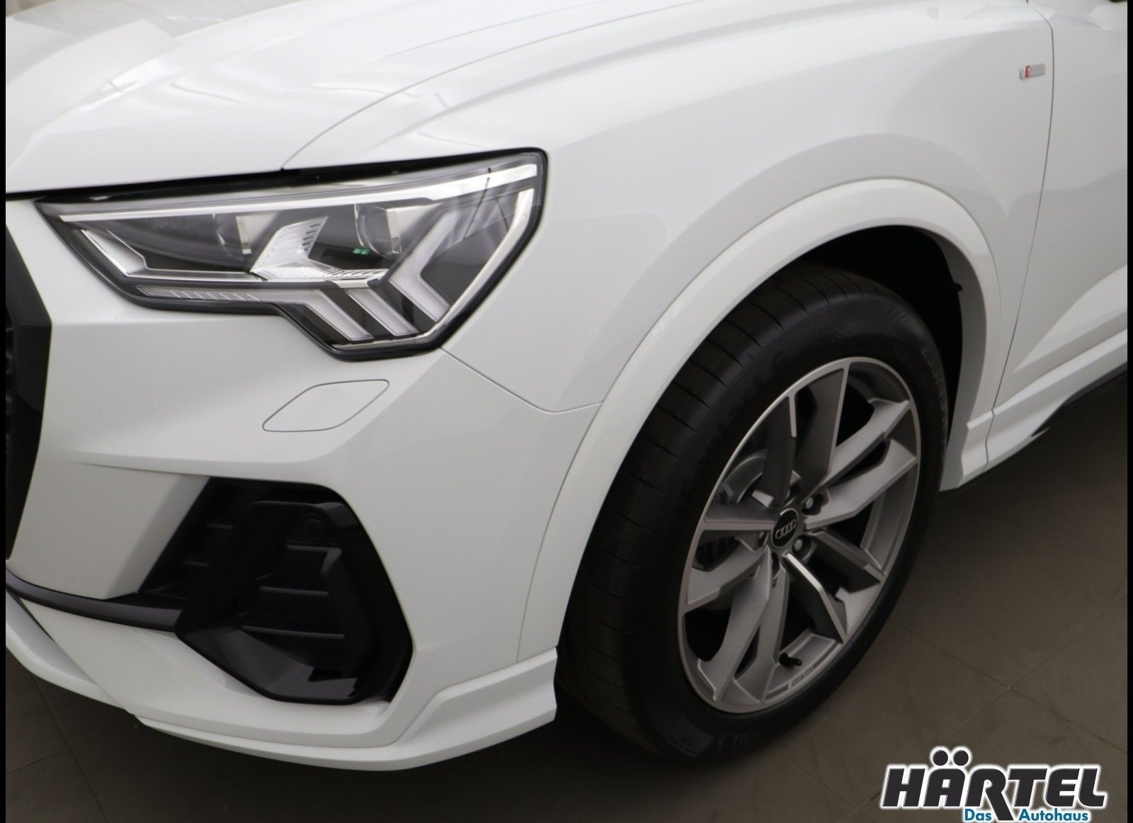Audi Q3 SPORTBACK S-LINE 35 TDI S TRONIC (+EURO6) LED foto 4