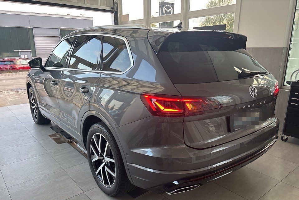 Volkswagen Touareg R-Line 3.0TDI*KEYLESS,DYNAUDIO,HEAD-UP,M foto 3