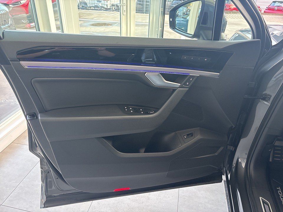 Volkswagen Touareg R-Line 3.0TDI*KEYLESS,DYNAUDIO,HEAD-UP,M foto 9
