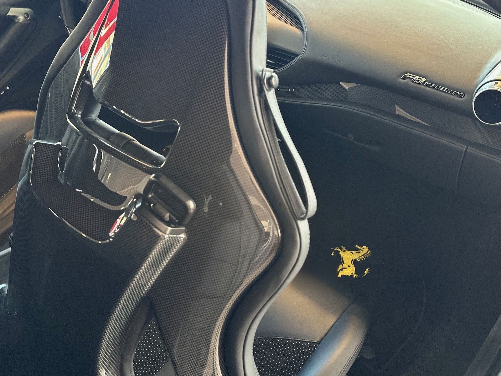 Ferrari F8 Tributo Racing|Lift|Carbon|Service neu|Garant foto 20