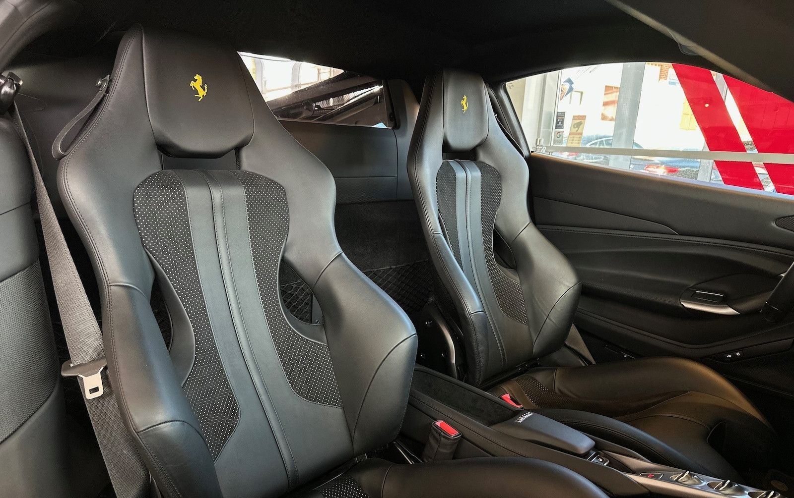 Ferrari F8 Tributo Racing|Lift|Carbon|Service neu|Garant foto 21