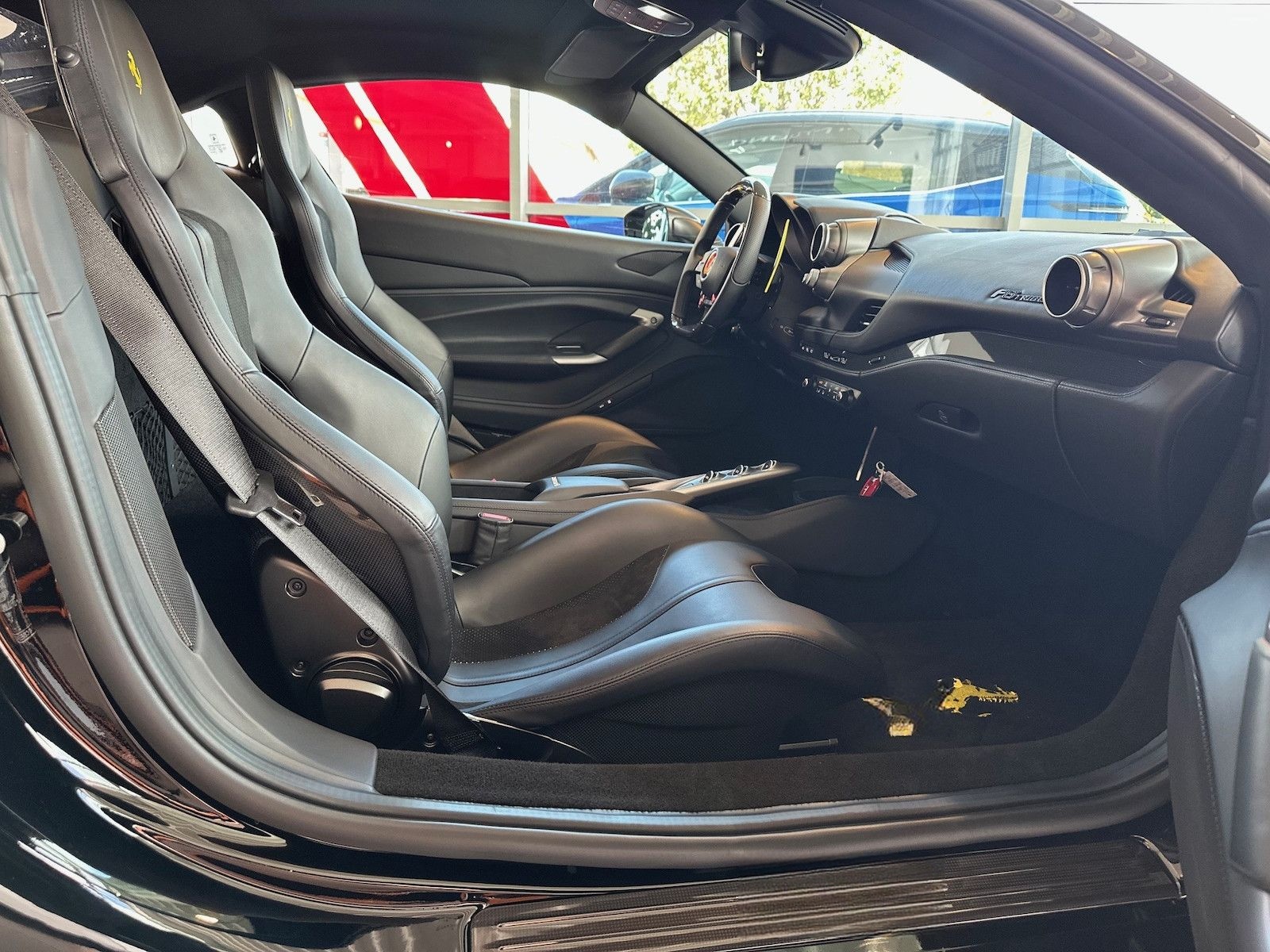 Ferrari F8 Tributo Racing|Lift|Carbon|Service neu|Garant foto 22