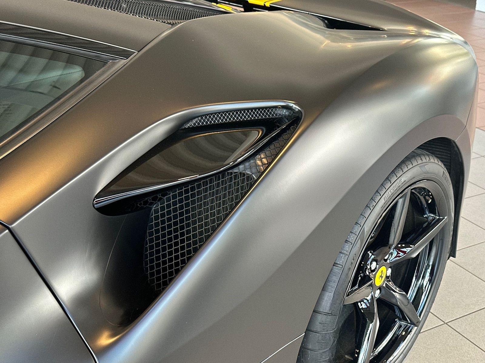 Ferrari F8 Tributo Racing|Lift|Carbon|Service neu|Garant foto 7