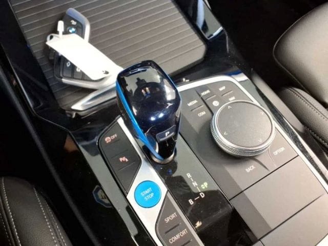 BMW iX3 SPORT-PAKET+LEDER+NAVI+LED+SHZ+DAB+PDC+CAM+B foto 13