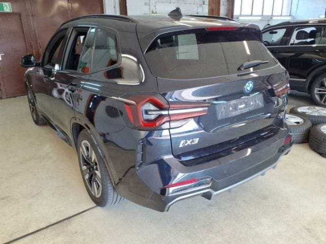 BMW iX3 SPORT-PAKET+LEDER+NAVI+LED+SHZ+DAB+PDC+CAM+B foto 4