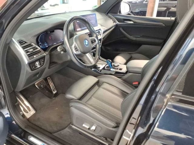 BMW iX3 SPORT-PAKET+LEDER+NAVI+LED+SHZ+DAB+PDC+CAM+B foto 6