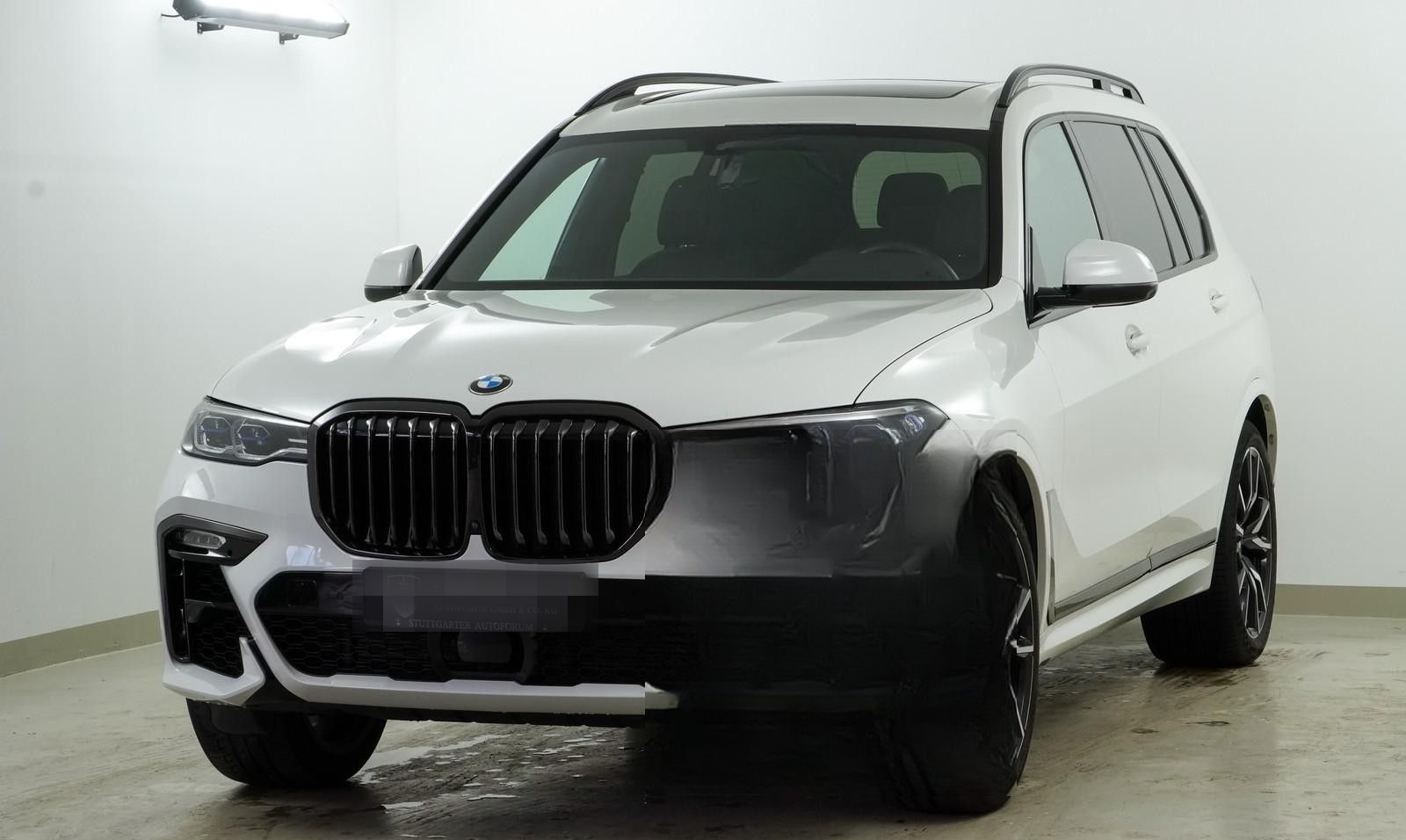 BMW X7 xDrive 40 d M Sport Sky Pano AHK Laser 360 foto 3