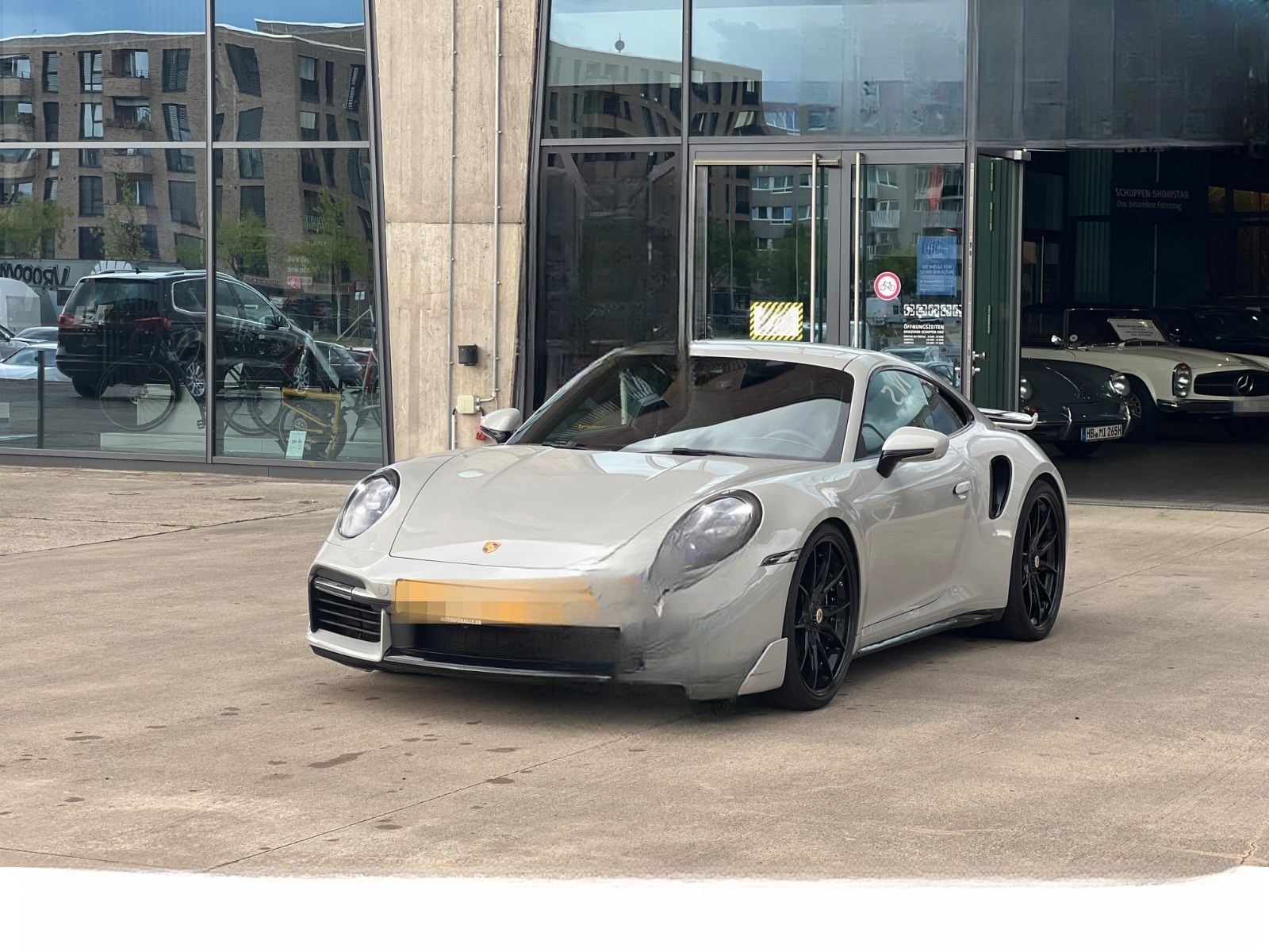 Porsche 911*Turbo*Schiebedach*360Grad*8Fach*4x4*TOP!