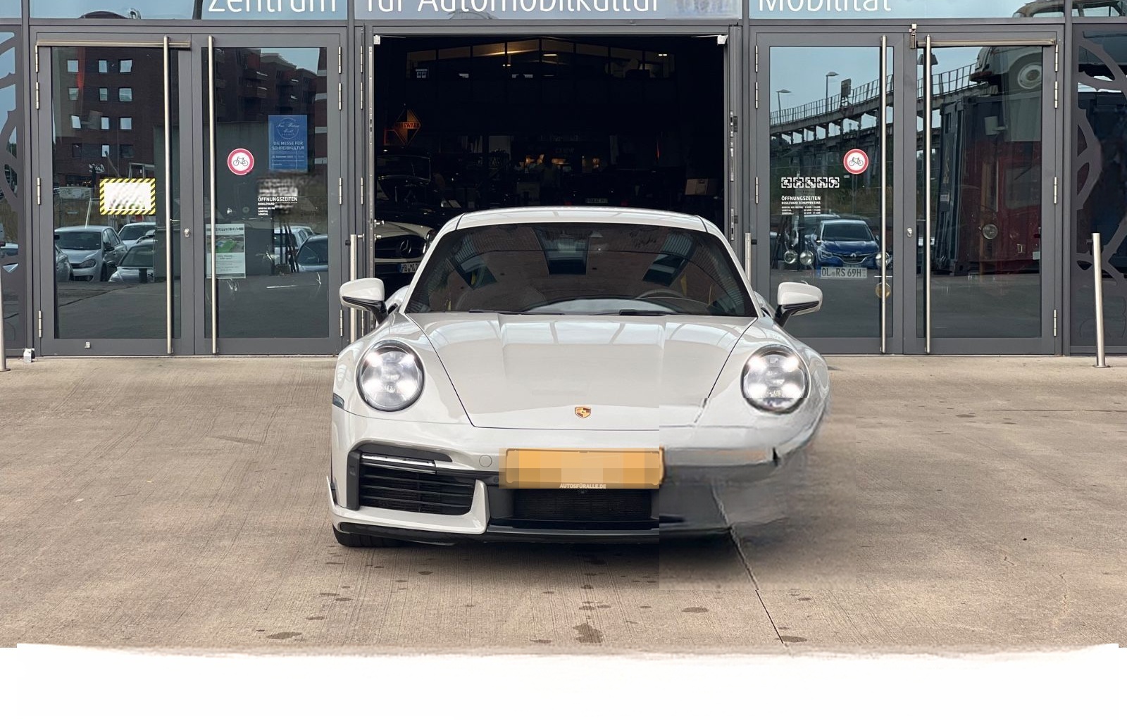 Porsche 911*Turbo*Schiebedach*360Grad*8Fach*4x4*TOP! foto 2