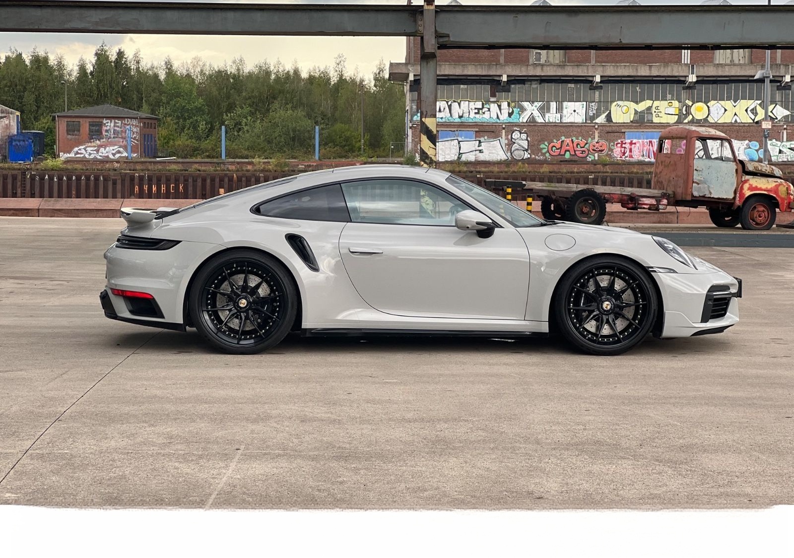 Porsche 911*Turbo*Schiebedach*360Grad*8Fach*4x4*TOP! foto 5