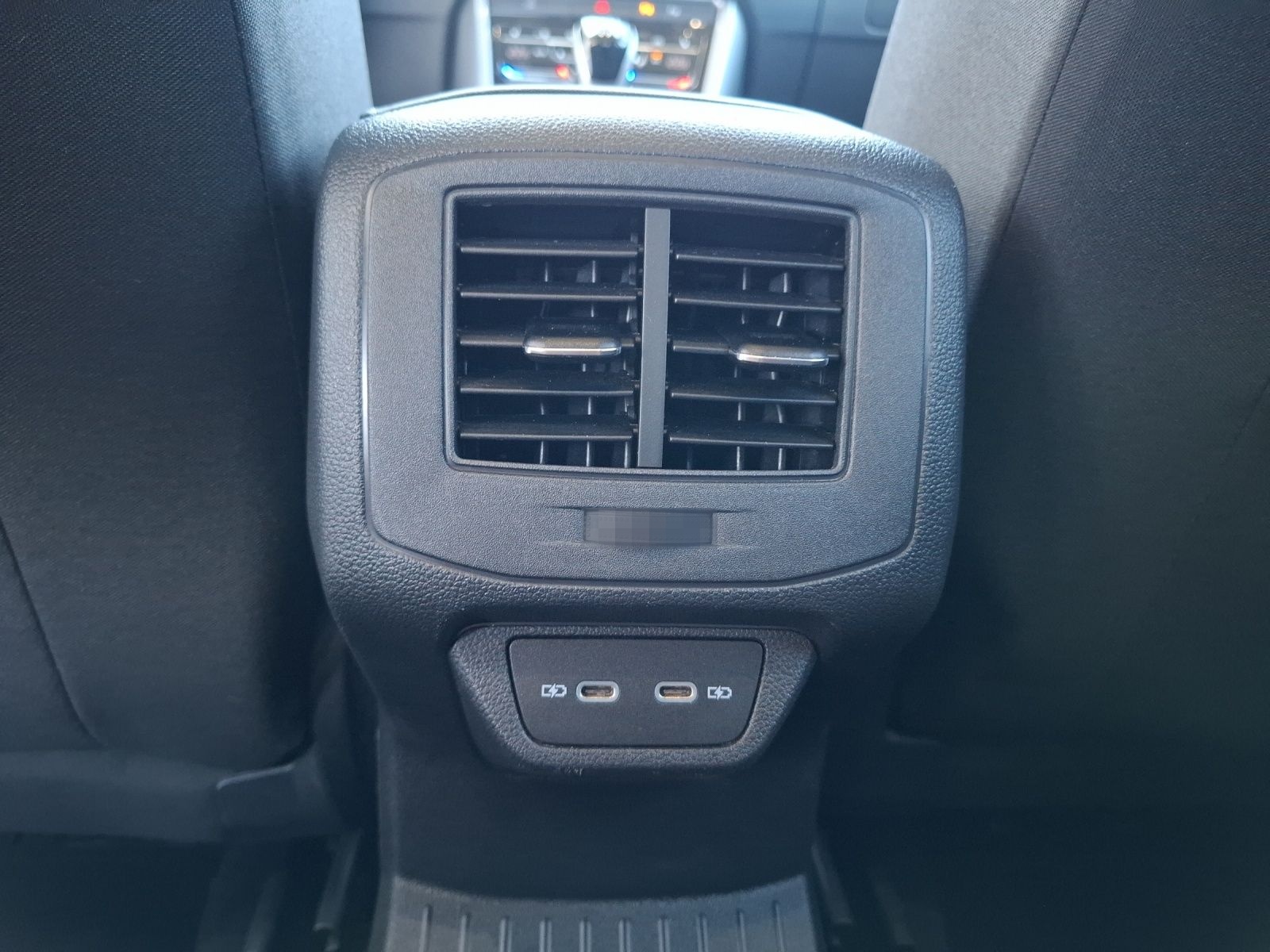 Volkswagen T-Roc TSI Style LED Navi AID ACC Park-Assist SH foto 23