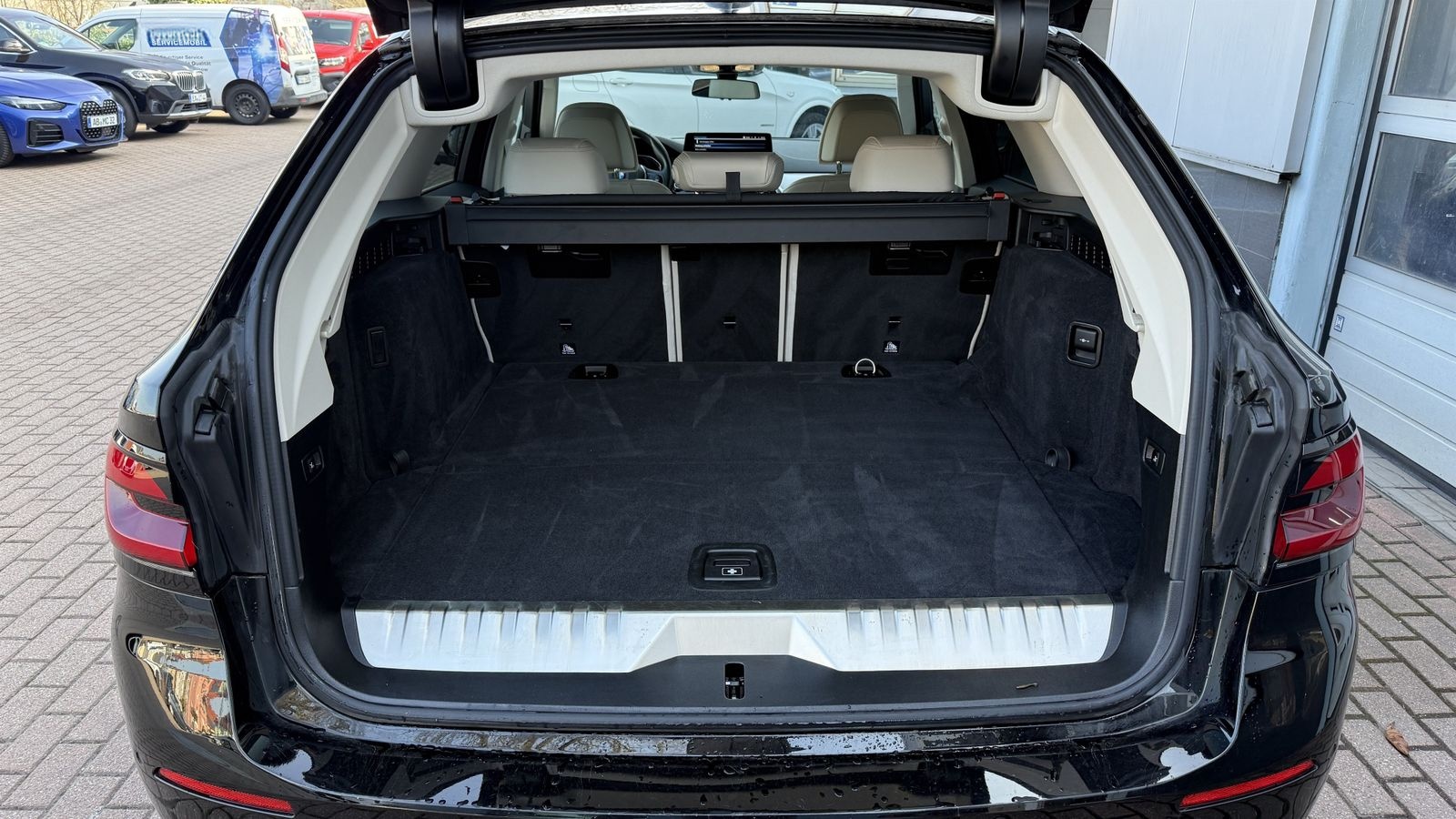 BMW 530e xDrive Touring Head-Up Pano Kamera Leder Hi foto 12