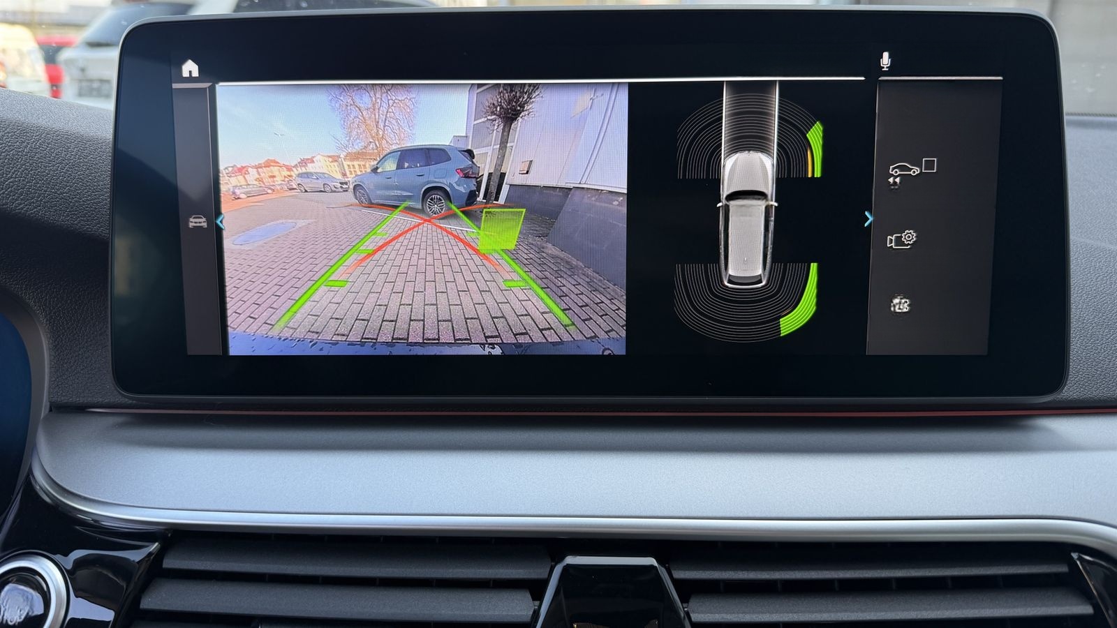 BMW 530e xDrive Touring Head-Up Pano Kamera Leder Hi foto 17