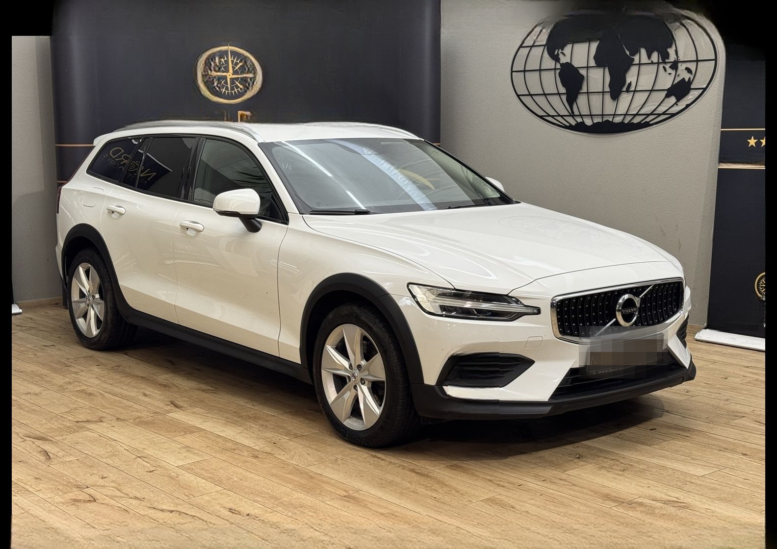 Volvo V60 Cross Country B4 Diesel AWD *AHK*KAM*UPE:56 foto 2