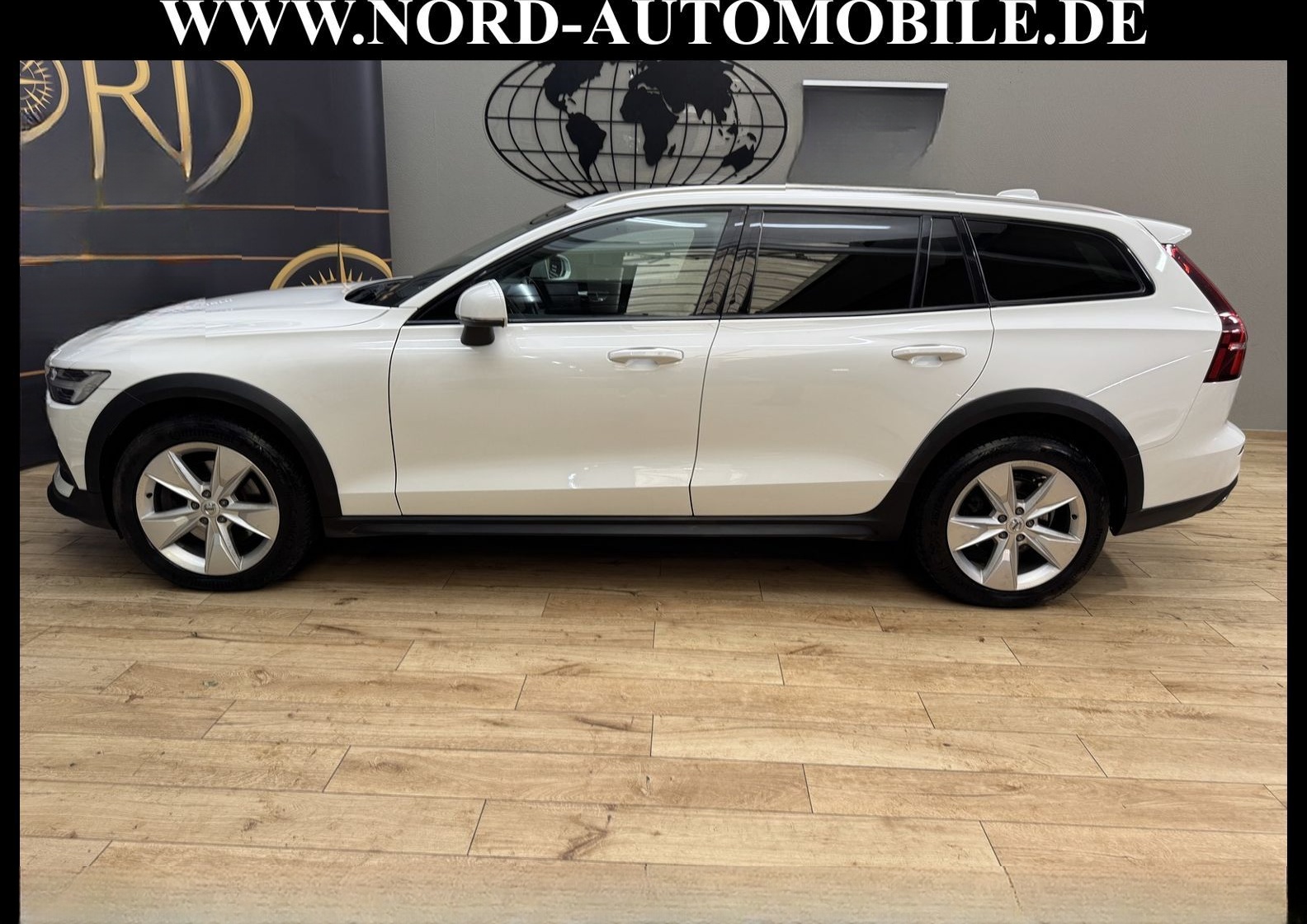 Volvo V60 Cross Country B4 Diesel AWD *AHK*KAM*UPE:56 foto 6