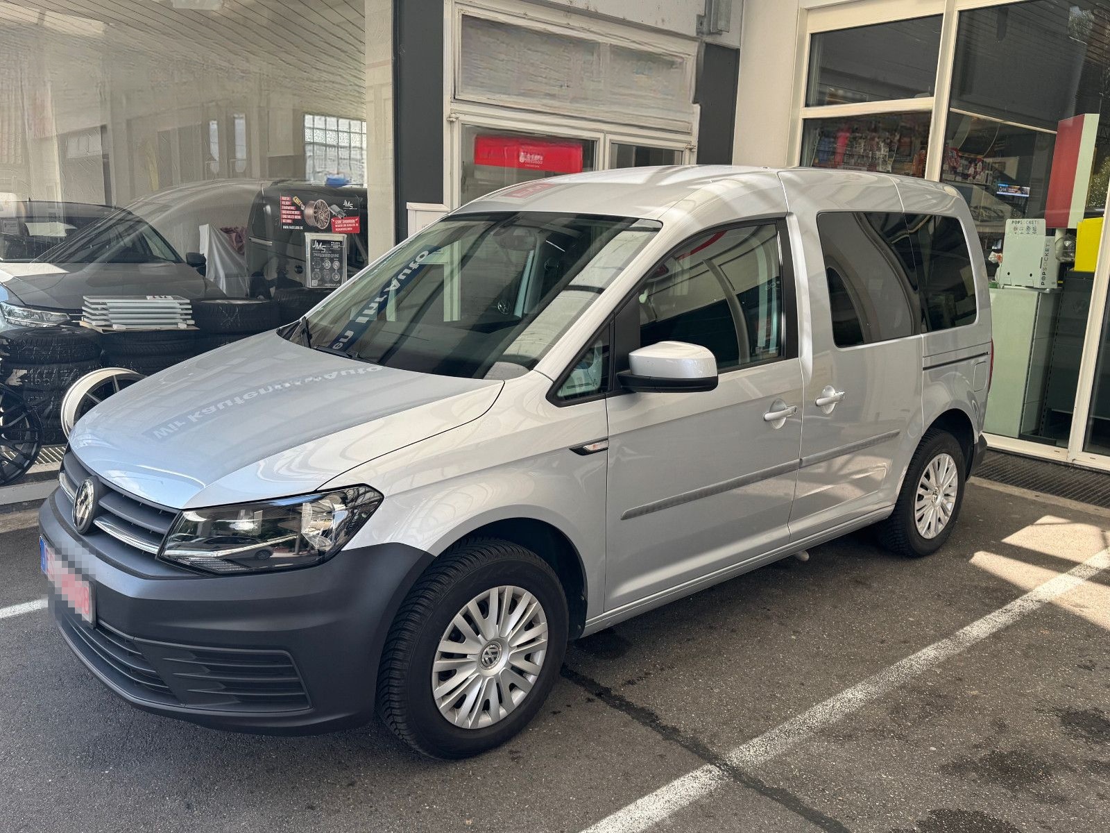 Volkswagen Caddy 1,2 TSI Trendline Klima PDC Rollstuhlrampe foto 3
