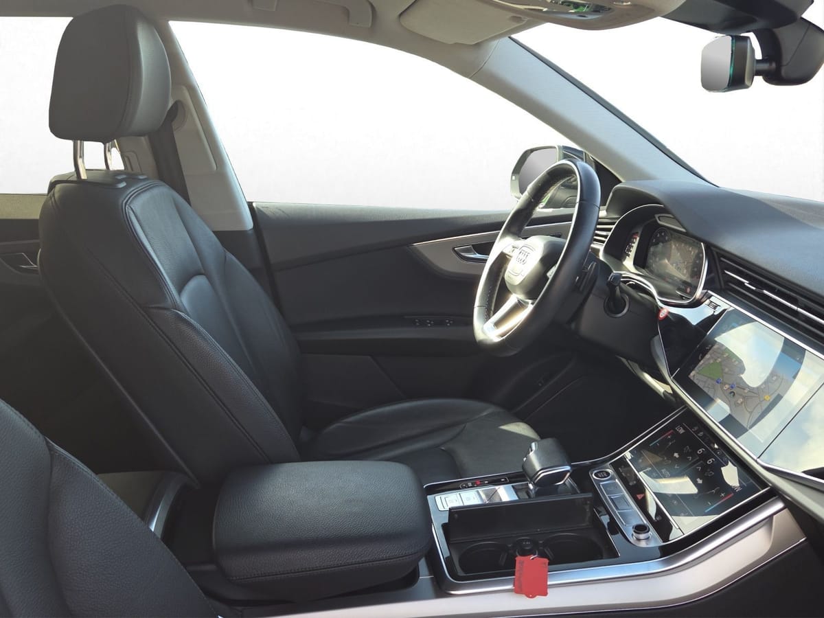 Audi Q8 SUV 55 TFSI QUATTRO TIPTRONIC KAMERA LED VIRT foto 5