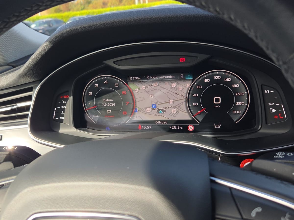 Audi Q8 SUV 55 TFSI QUATTRO TIPTRONIC KAMERA LED VIRT foto 10