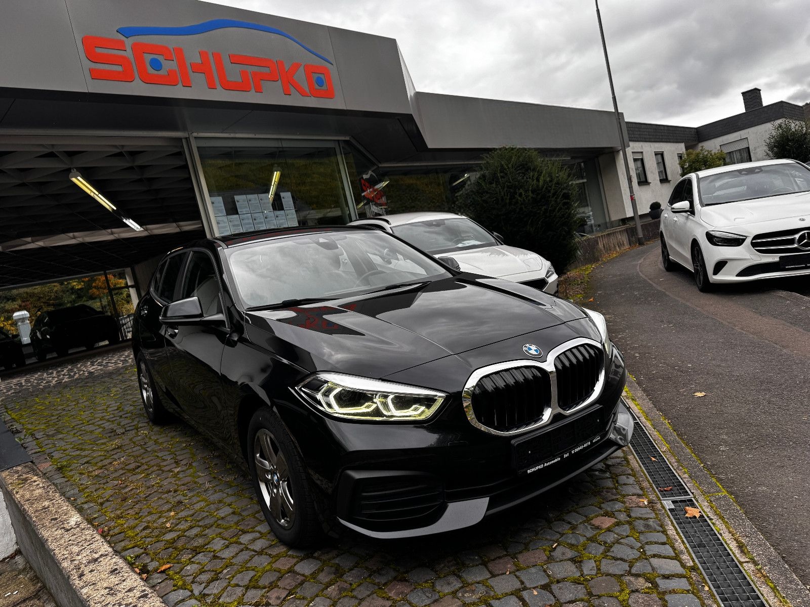 BMW 118 d Advantage foto 2