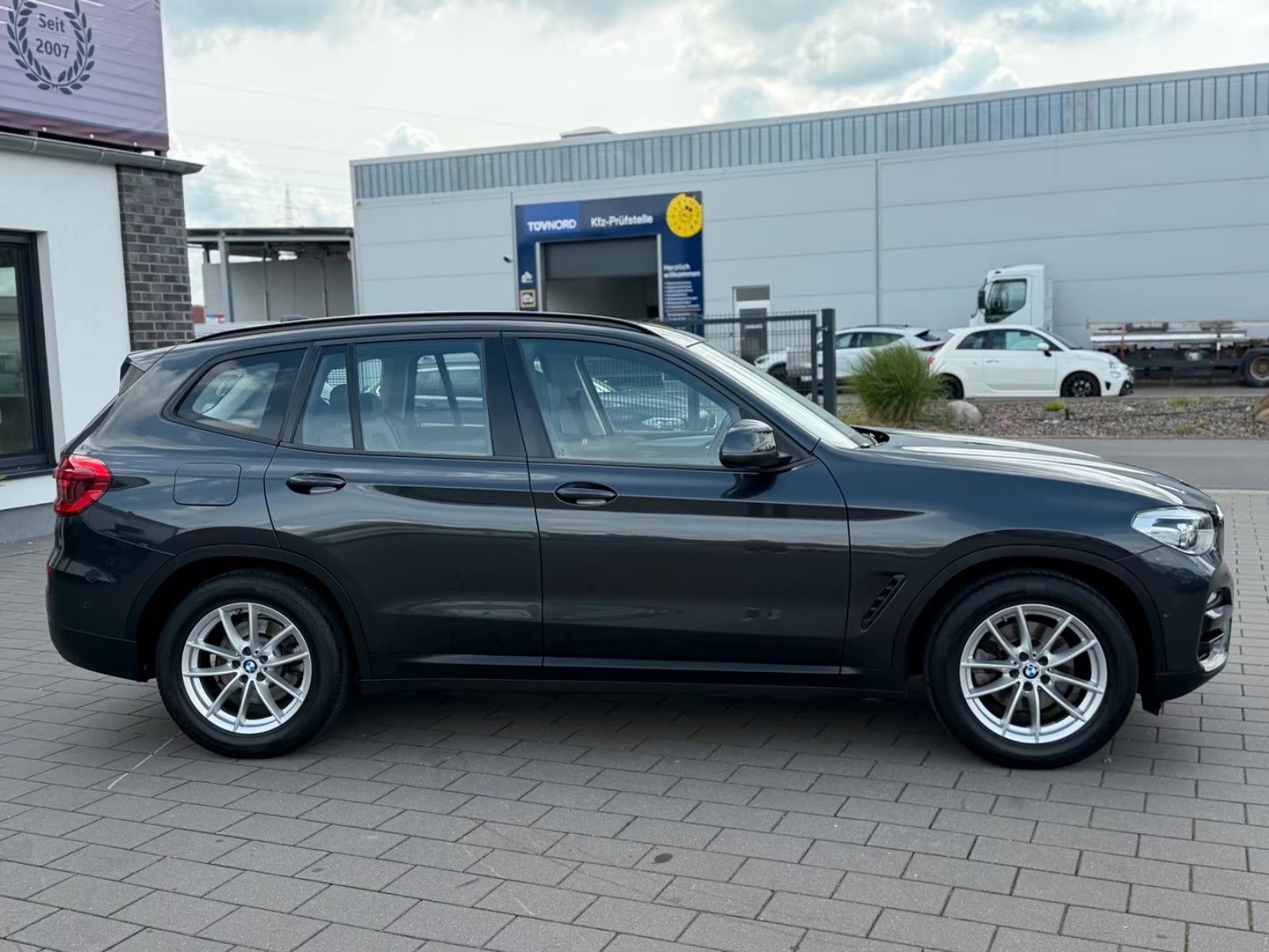 BMW X3 xDrive 20d xDrive Advantage*KAMERA*NAVI*AHK* foto 8