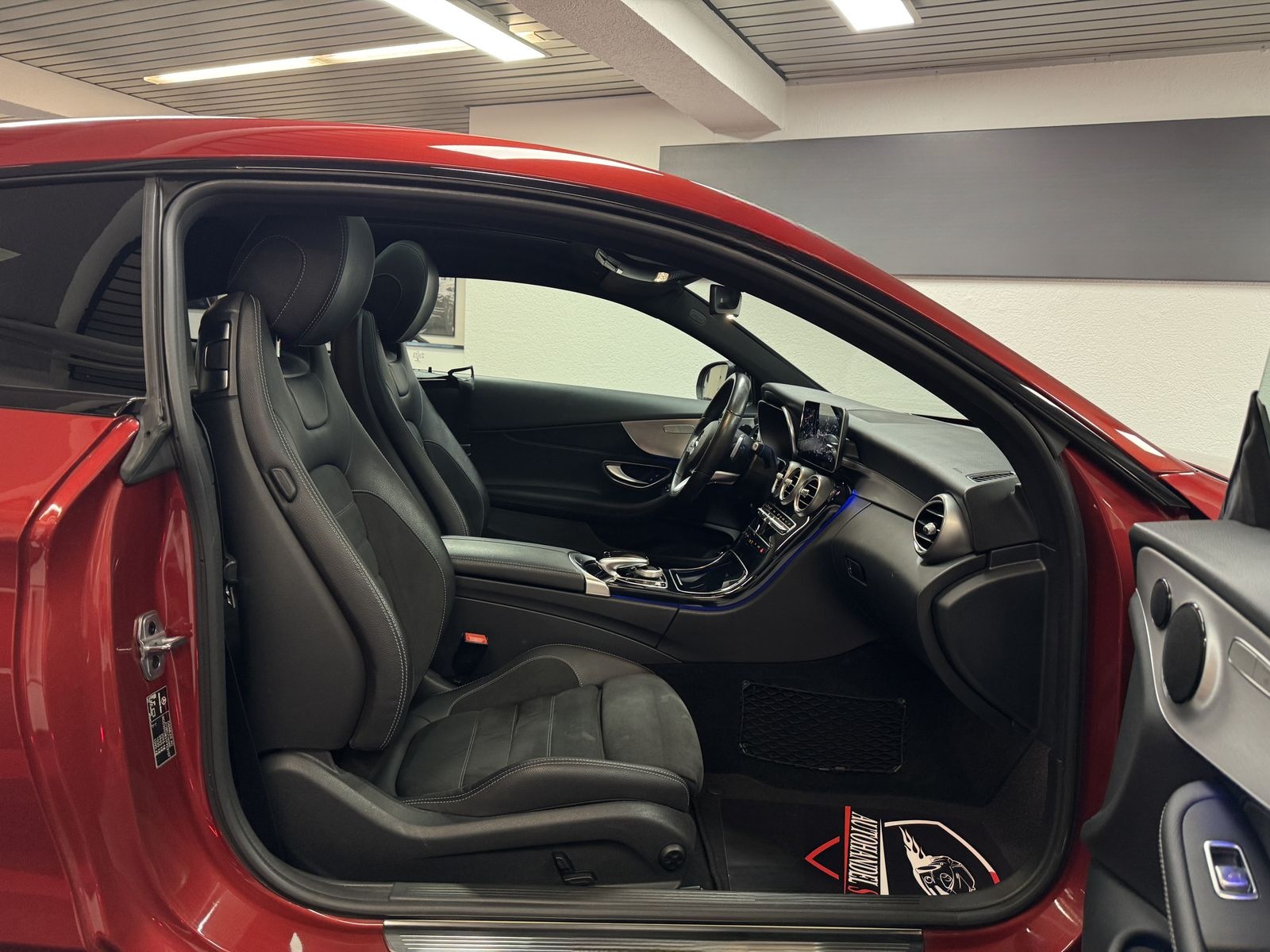 Mercedes-Benz C 300 AMG*S.ABGAS*PANORAMA*D.TACHO* foto 11