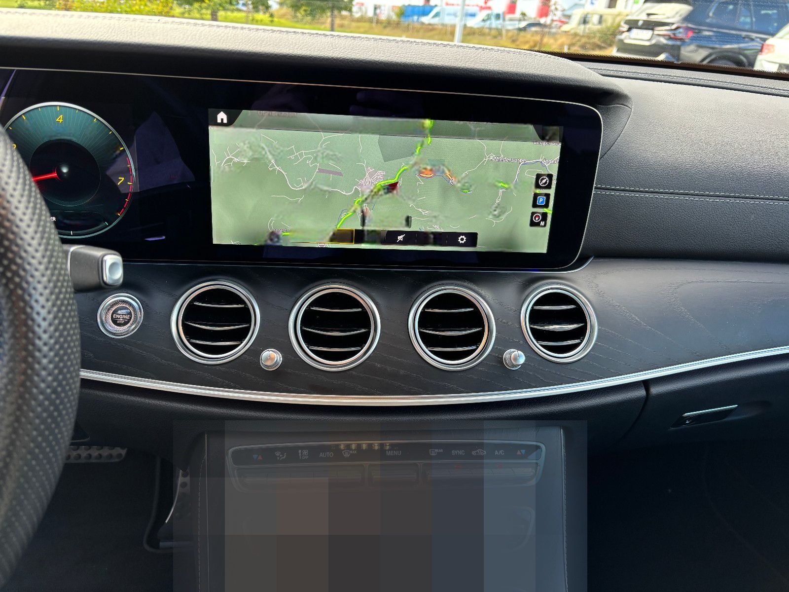 Mercedes-Benz E 450 T 4Matic AMG NAV LED AHK 360° DISTRONIC 19 foto 17