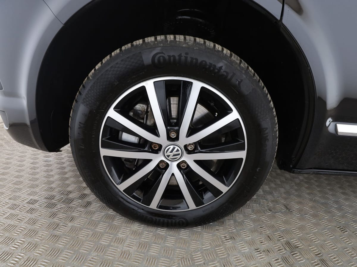 Volkswagen T6 Multivan 2.0 TDI Comfortline RFK DYNADIO Stan foto 11