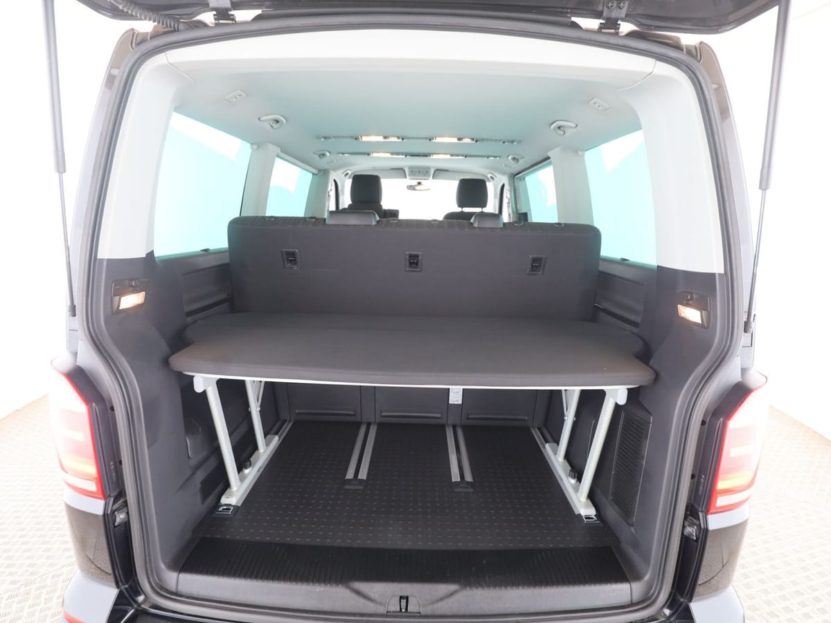 Volkswagen T6 Multivan 2.0 TDI Comfortline RFK DYNADIO Stan foto 21