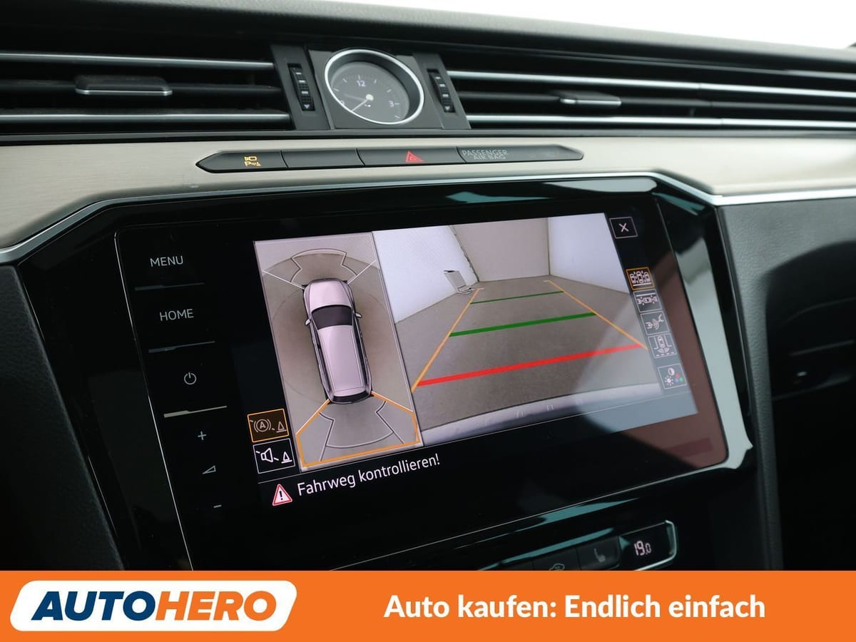 Volkswagen Passat 2.0 TDI Highline 4Motion BMT Aut. LED ACC foto 24
