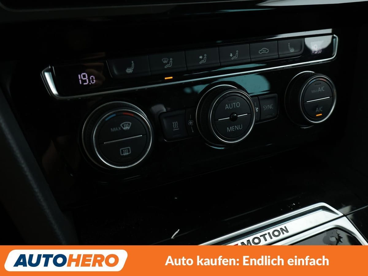 Volkswagen Passat 2.0 TDI Highline 4Motion BMT Aut. LED ACC foto 25